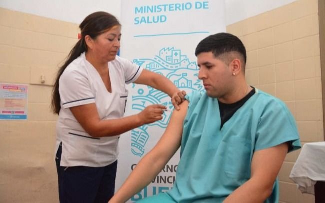 Arrancó la campaña antigripal: uno por uno, todos los vacunatorios de La Plata y a quiénes se la aplican