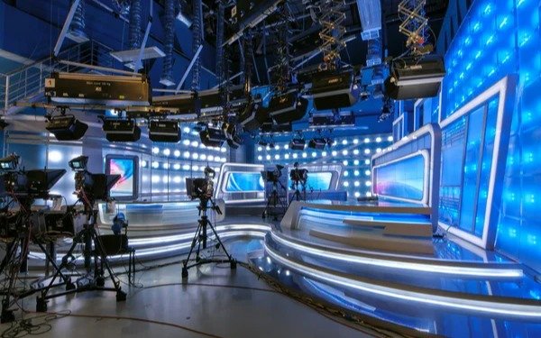 Quiénes son las tres figuras de la tele que pasan al "mundo streaming"