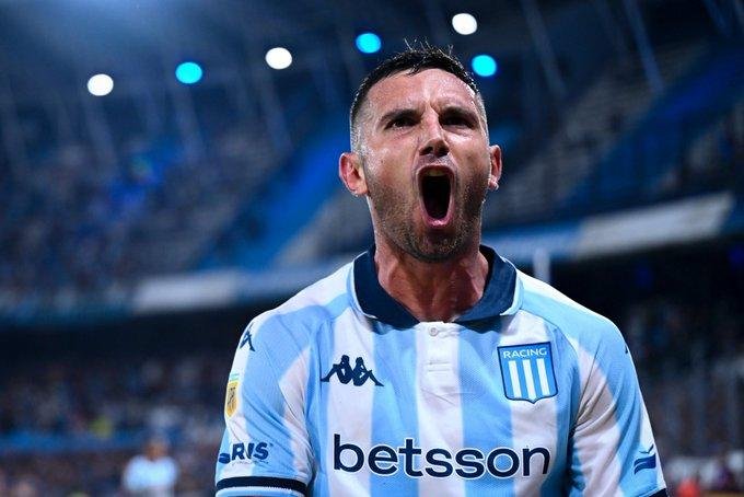 Racing, en un duelo clave por la clasificación