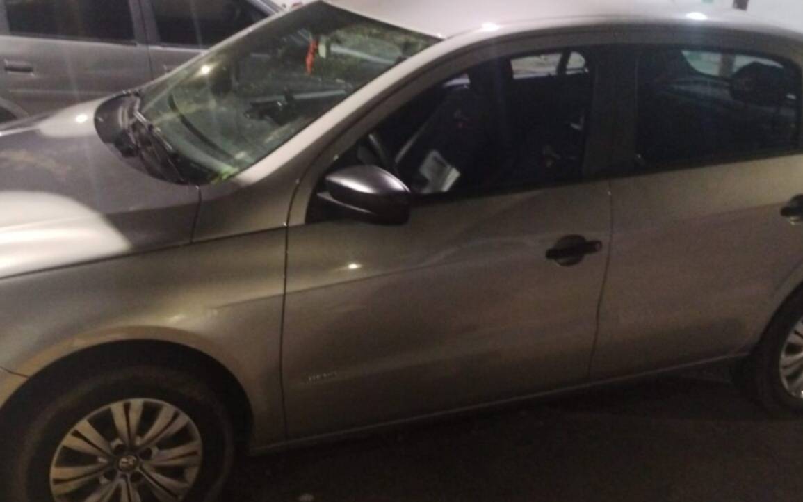 Quilmes: Mujer pide ayuda a la policía para abrir su auto y termina detenida tras descubrirse que era robado