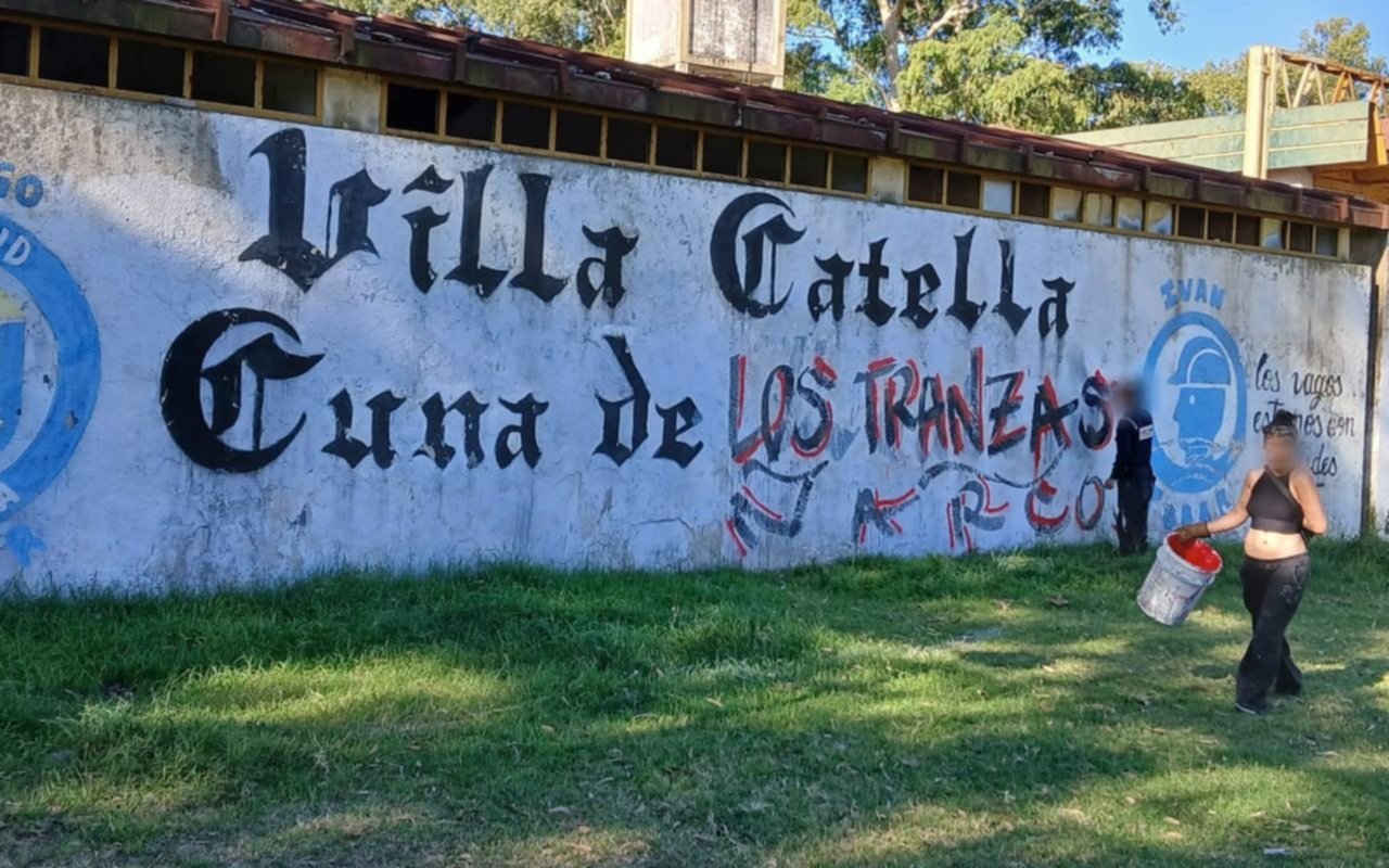 "Tranza" y "narco": pintadas en medio de la "guerra" de la Uocra