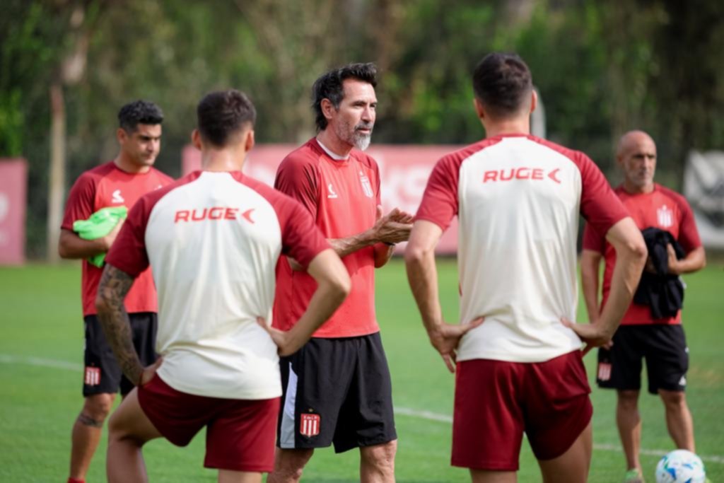 Estudiantes: a pura ilusión, vuela a Venezuela para el debut