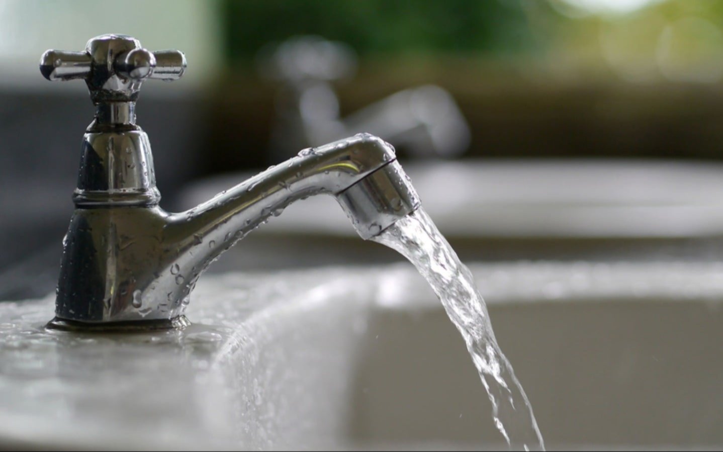 AySA anuncia corte programado de agua en Quilmes Oeste  