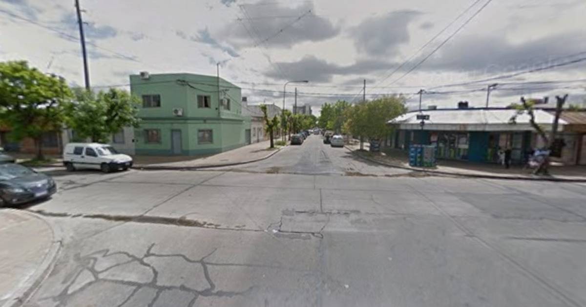 Conmoción tras la muerte de un hombre en plena calle de Barrio Norte ...