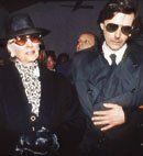 Mirtha quebrada por la muerte de su hijo