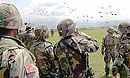 Gendarmes argentinos ayudan a ganar la paz en Kosovo