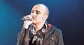 Abel Pintos le canta a "La Dueña"