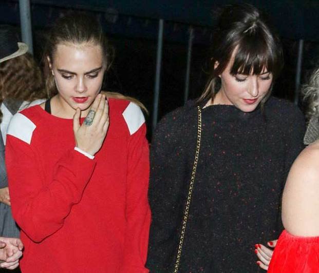 Dakota Johnson, ¿en pareja con una modelo?
