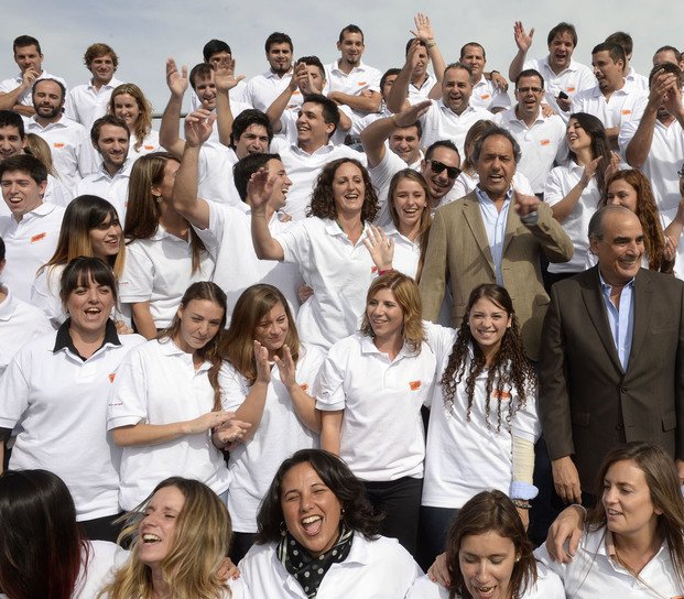 Scioli: "La juventud sabe que esta Argentina genera oportunidades"