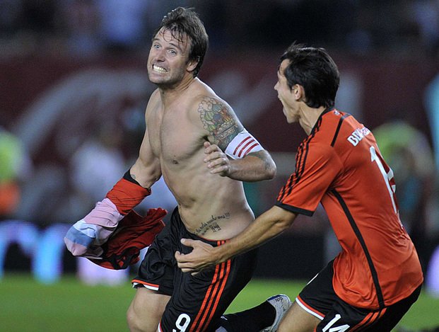 River en la punta con un Cavenaghi inspiradísimo
