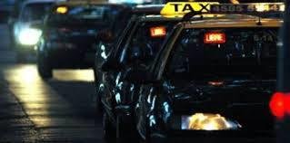 Buscan al taxista acusado por su pareja