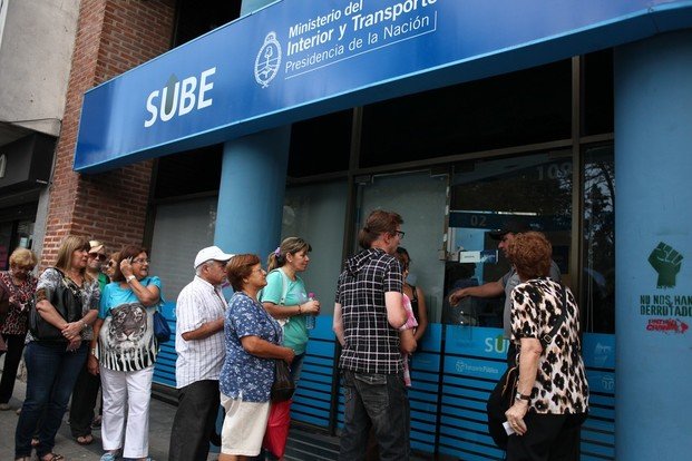 Los jubilados del IPS ya pueden recibir  el descuento de la SUBE en los micros