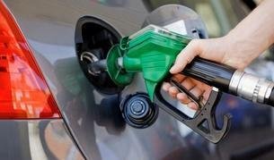 Subió la nafta y el Gobierno no descarta que vuelva a aumentar