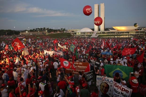 Investigan nuevas conexiones en la red de corrupción de Brasil