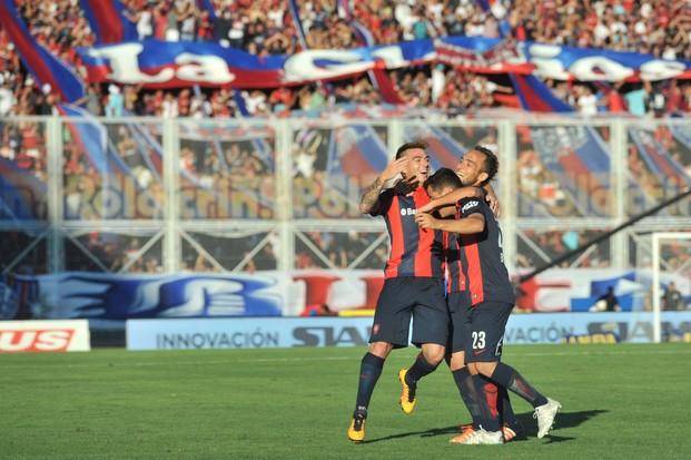 San Lorenzo ganó y está a tres puntos de Central