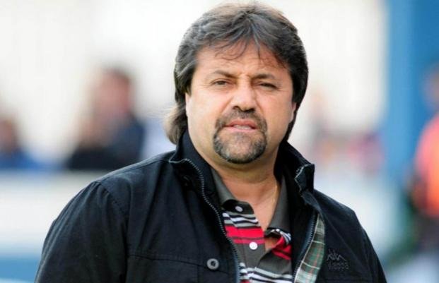 Caruso Lombardi contragolpeó y le contestó a Pellegrino que dijo "Sarmiento se metió todo atrás"