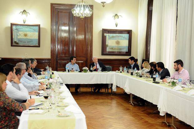 Breves - La Provincia