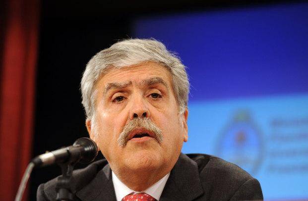 Allanan oficinas de Roberto Dromi por causa contra De Vido