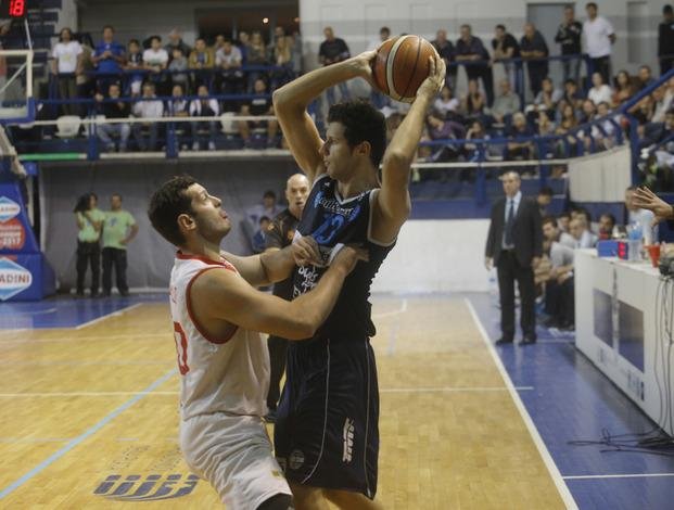 Gimnasia “barrió” la serie y se clasificó