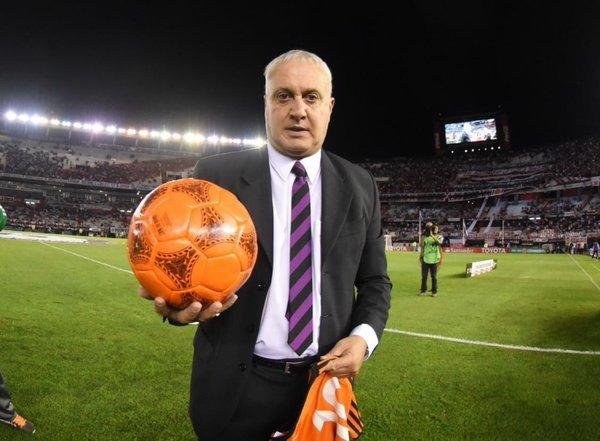 Homenaje al Beto Alonso
