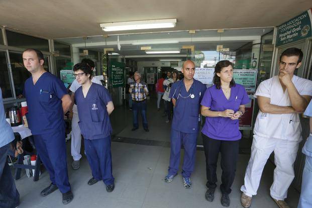 Los médicos bonaerenses cumplen 
con un paro por 48 horas