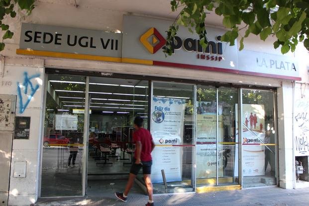 Polémica por la quita de cobertura total a medicamentos de PAMI
