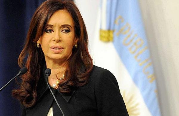 Cristina declara el miércoles ante 
Bonadío por la venta de dólar futuro