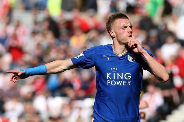 El Leicester ganó y se encamina a su primer título en la Premier League
