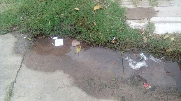 Sin agua en las canillas por una filtración 
en 7, 519 y 519 bis