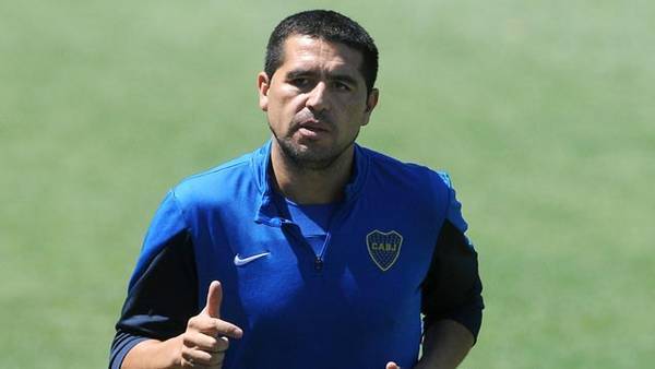 ¿Vuelve Riquelme?: Aseguran que analiza una oferta para jugar en un equipo de EEUU
