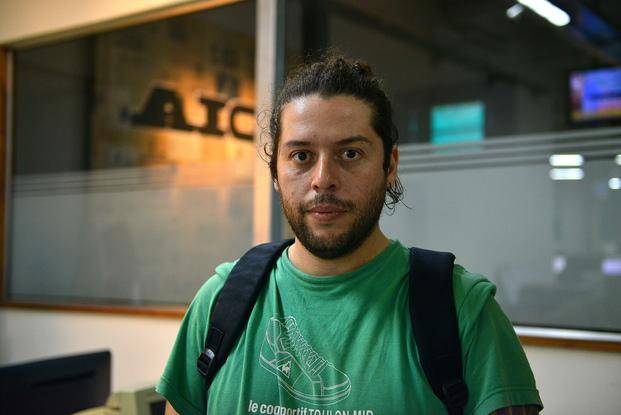 Le robaron el auto y después en su casa