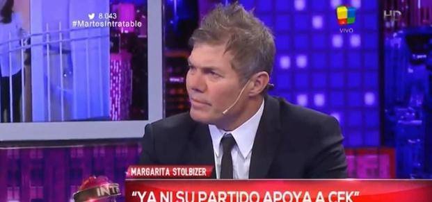 Burlando contestó en Intratables si defenderá a Lázaro Báez