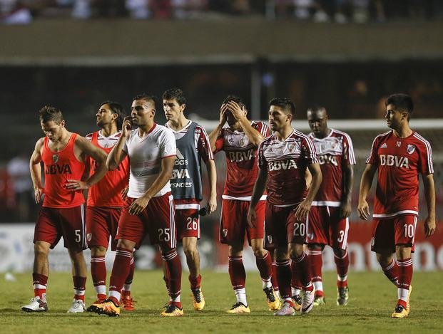 Una nueva: autorizan a hinchas de River acompañar a su equipo a Bahia, pero como "neutrales"