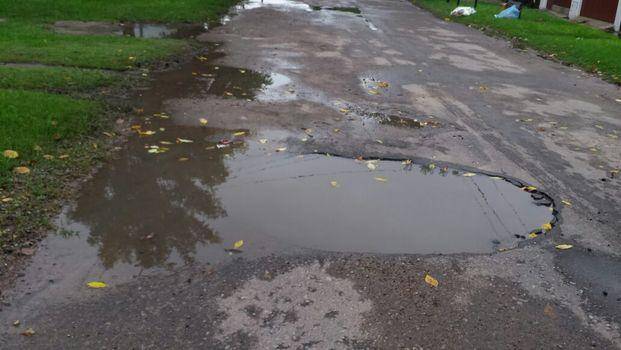 Inmenso bache en Villa Elisa