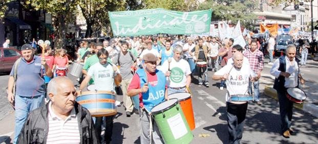Judiciales extenderán los paros ante el cierre de la negociación