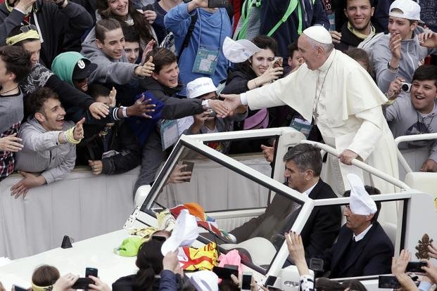Francisco y un emotivo mensaje a los adolescentes