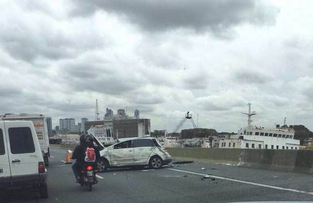 Accidente colapsó el tránsito en la Autopista
