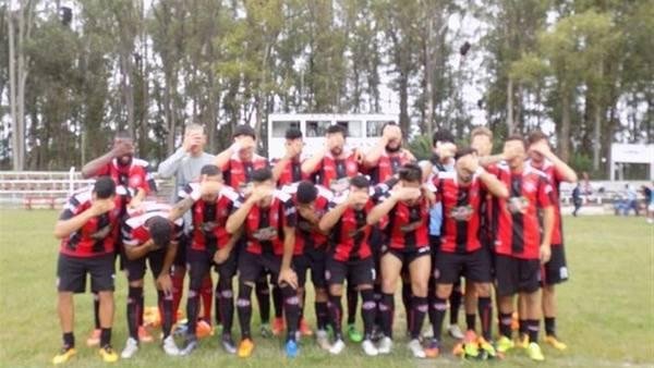 Insólita protesta de un equipo uruguayo para mostrar su enojo contra los dirigentes