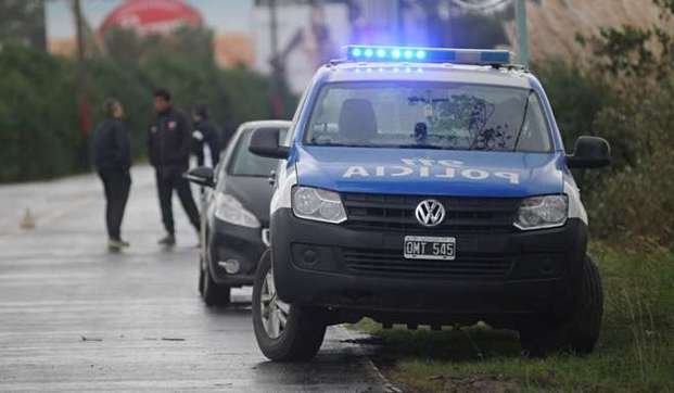 Práctica rigurosamente custodiada: ocho móviles policiales y 40 efectivos para cuidar a los jugadores de Colón