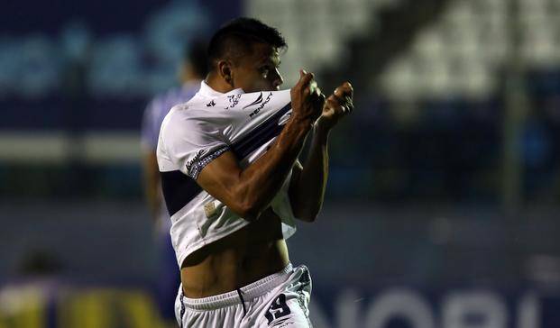 Gimnasia tiene la prioridad por Bou