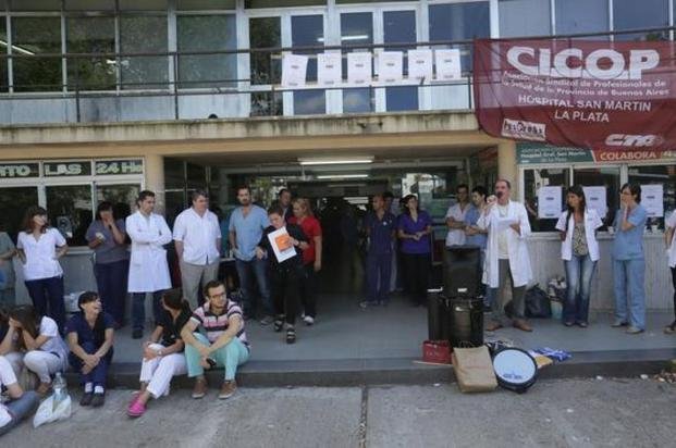Médicos bonaerenses paran por 72 horas