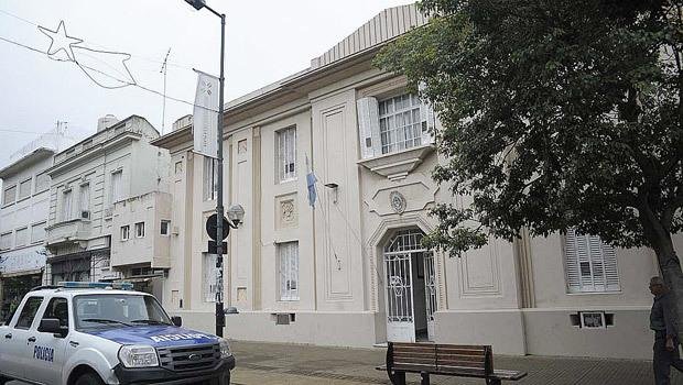 Sobres en la Departamental: volvieron a pedir la eximición de prisión de los policías