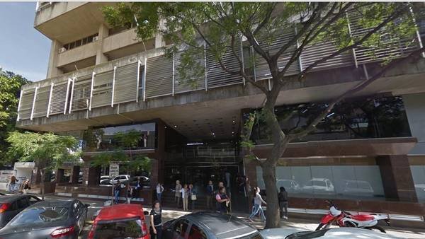 Condenan a un médico patólogo acusado de abusar de sus hijos