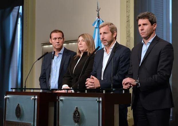 Para el Gobierno el acto de hoy es "en homenaje por el Día del Trabajador"