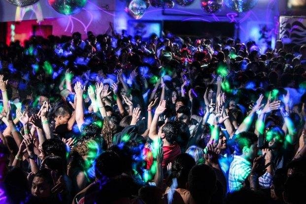 El día en que prohibieron las fiestas y bailar en boliches