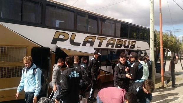 Un pueblo expectante por Racing de Bavio