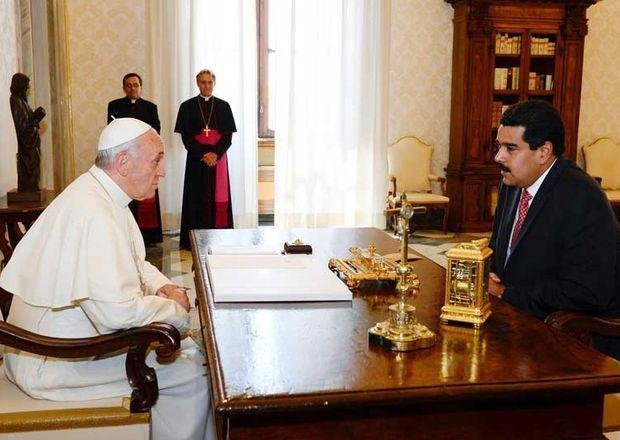 Francisco envió una carta a Maduro por la "situación" de Venezuela
