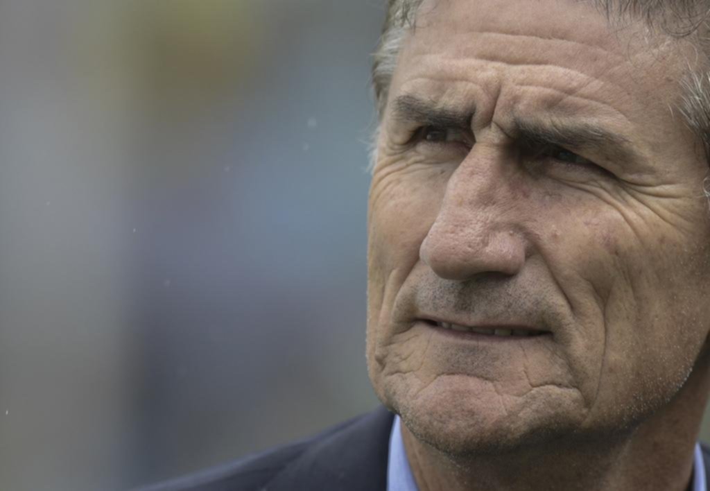 La AFA pateó para el lunes la definición del tema Bauza