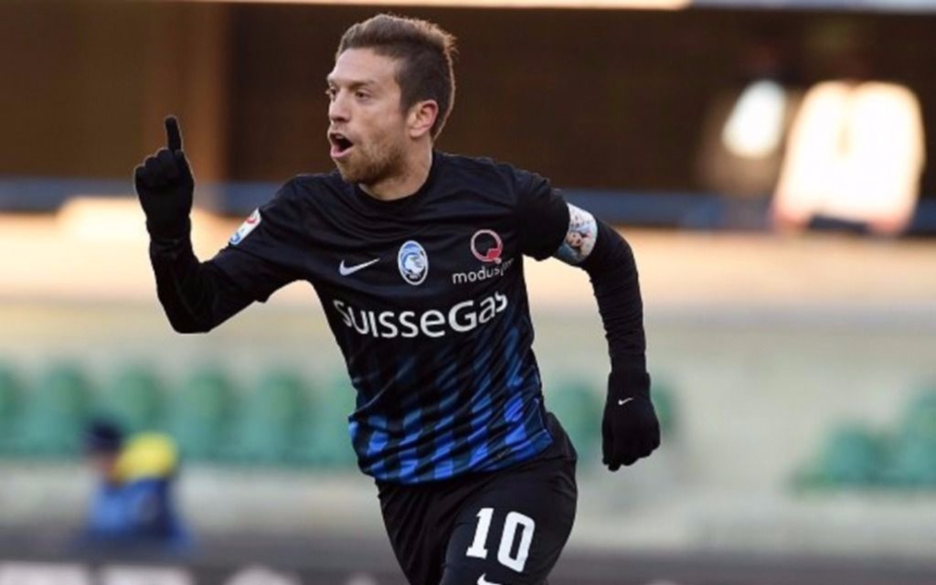 El Papu Gómez pide Selección: triplete sobre el Genoa