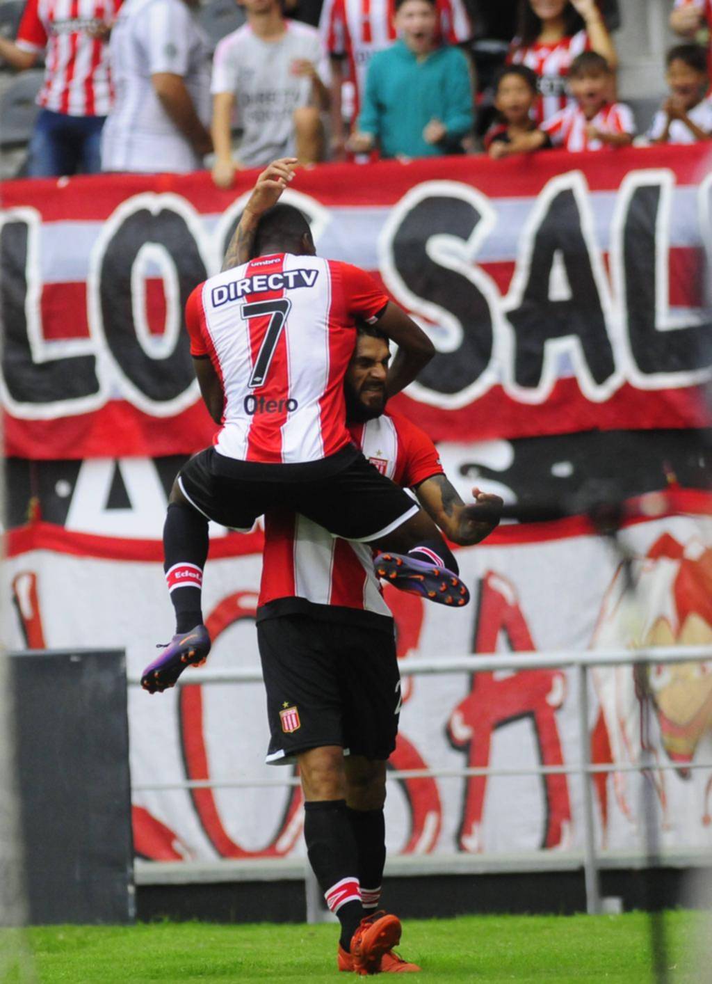 Golpeó en los momentos justos, ganó y sigue soñando